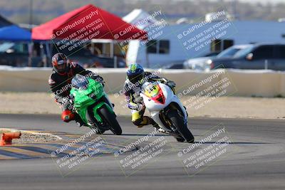 media/Dec-18-2022-SoCal Trackdays (Sun) [[8099a50955]]/Turn 2 (950am)/